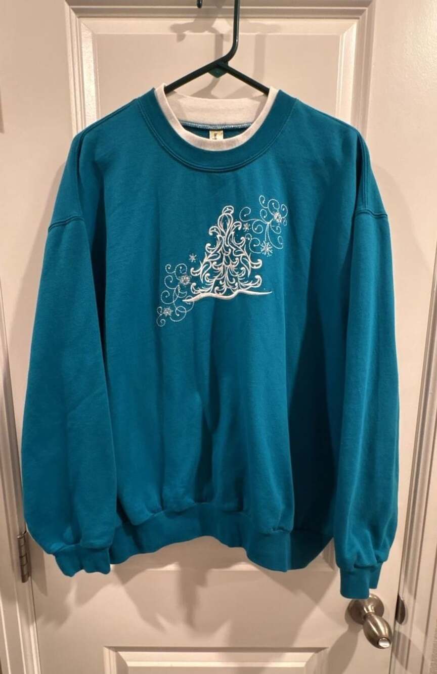 Decorated Originals Christmas Tree Sweatshirt Size 3XL Teal Embroidered